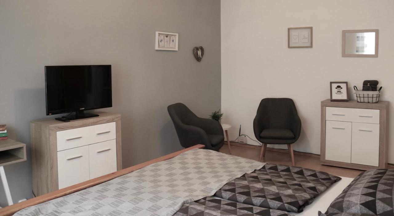 Szabadsag Apartman Pécs Eksteriør billede